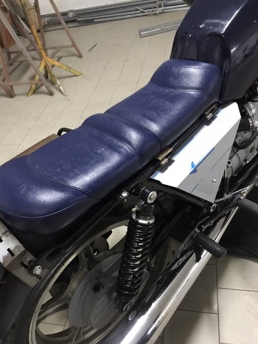 Sella pelle blu per moto - sella,